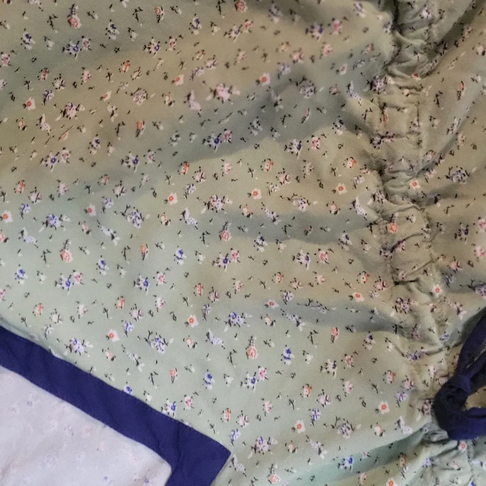 Womens Mint Green Floral Pajama Co-ord with Sleeveless V-Neck Top And Tie Waist - Picture 2 of 6